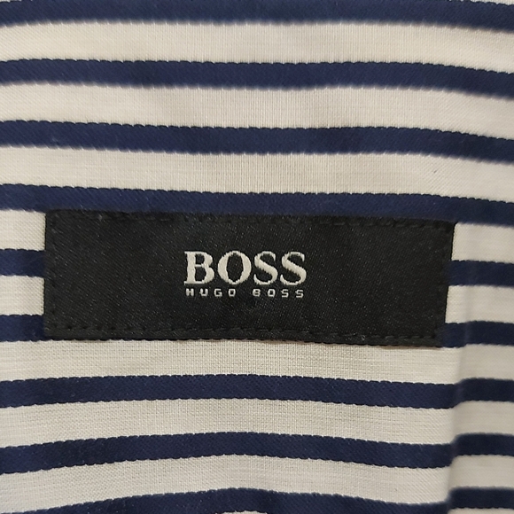 Hugo Boss Classic Blue and White Striped Shirt - Picture 2 of 6